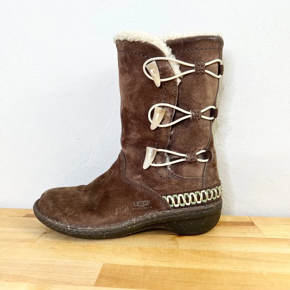 UGG Kona 5193 Brown Suede Shearling Toggle Boots‎ Mid Calf Womens Size 6
